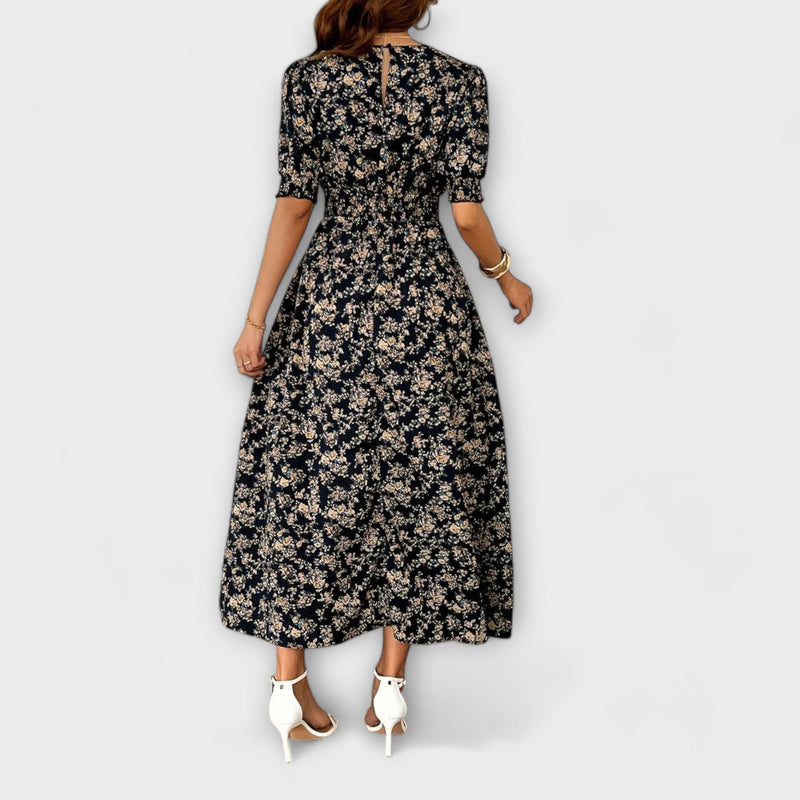 Amelia – Dress with Round Neckline and Floral Pattern