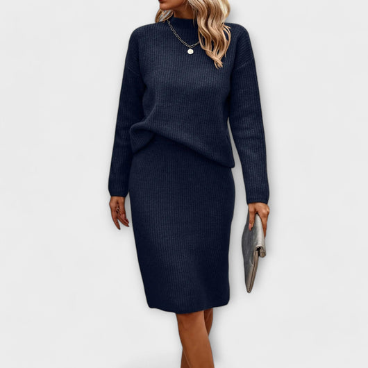 2-piece set of pullover and skirt