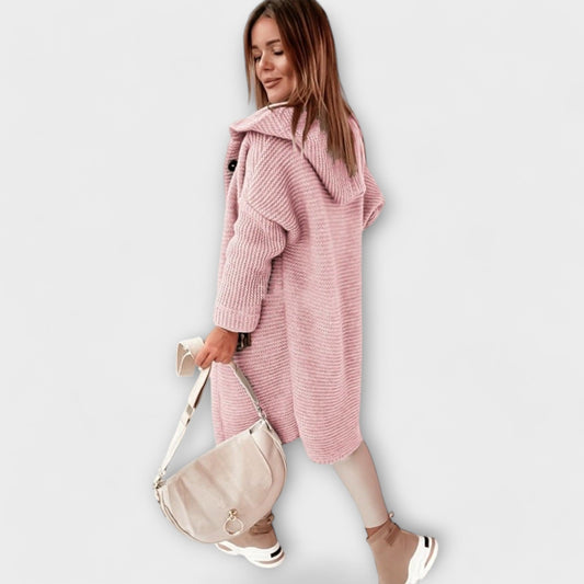 Famoso – Stylish Knit Cardigan