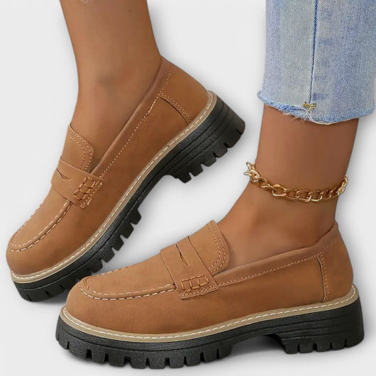 Alisa - Classic Loafer