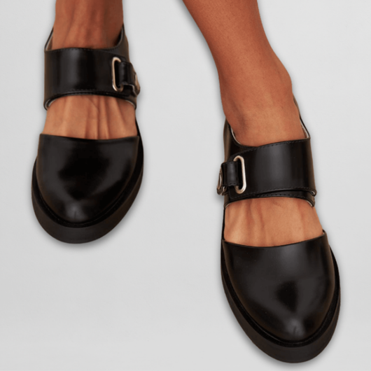 Ilka | Mary Janes with Buckle