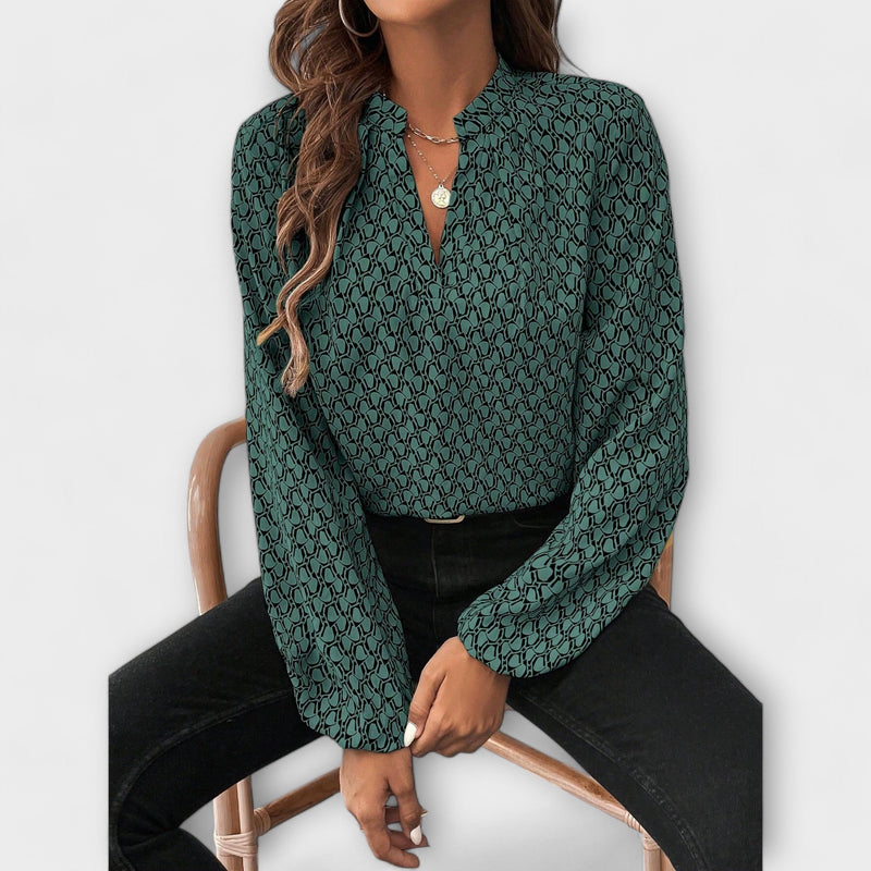 Relaxiva Blouse with Pattern and Elegant Sleeves