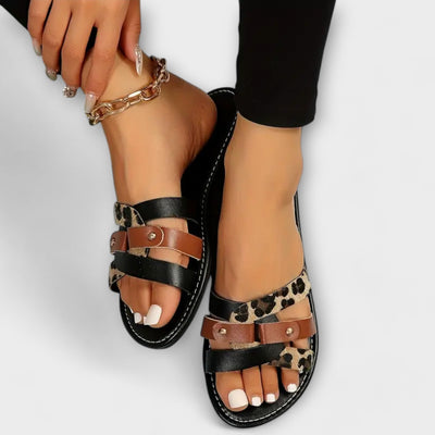 Leopard sandals with cross straps