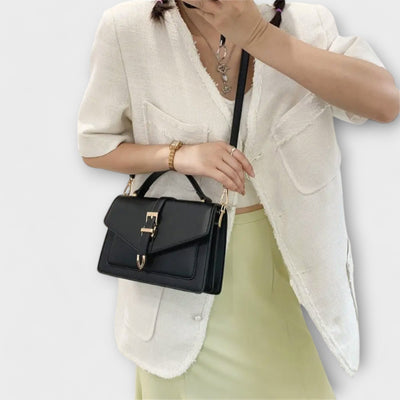Lora. - Classic Shoulder Bag