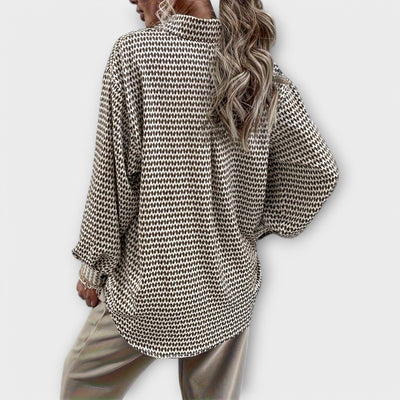 Ashley – Vintage Long-Sleeved Blouse