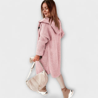 Famoso – Stylish Knit Cardigan