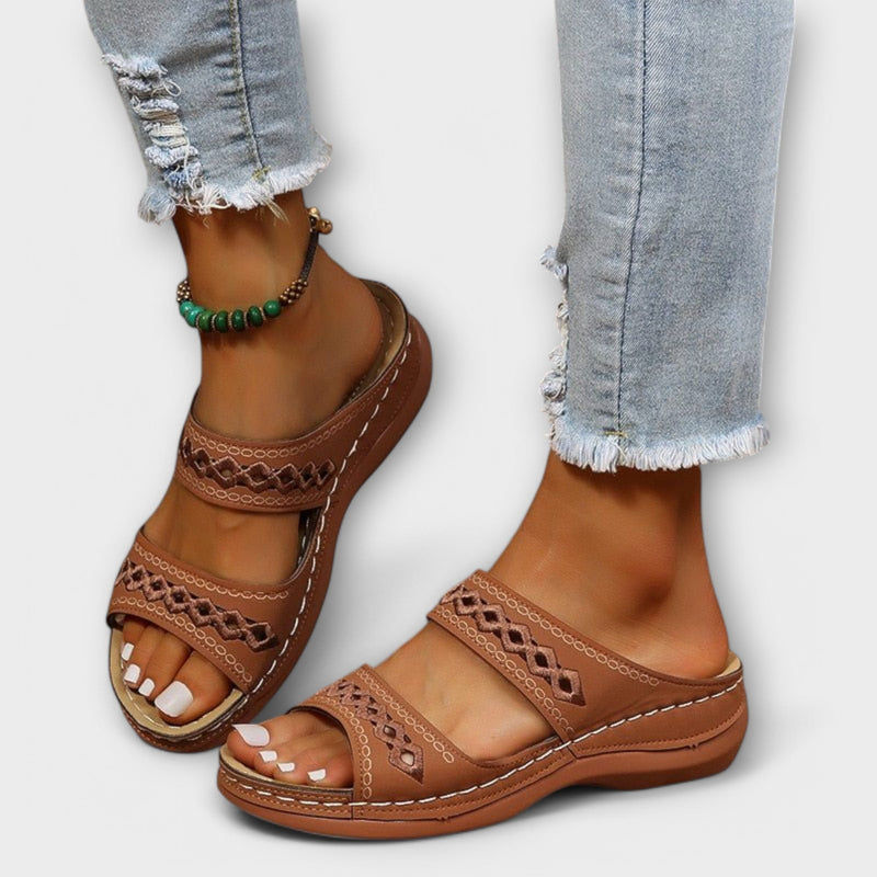 Amalia - Orthopaedic Sandals